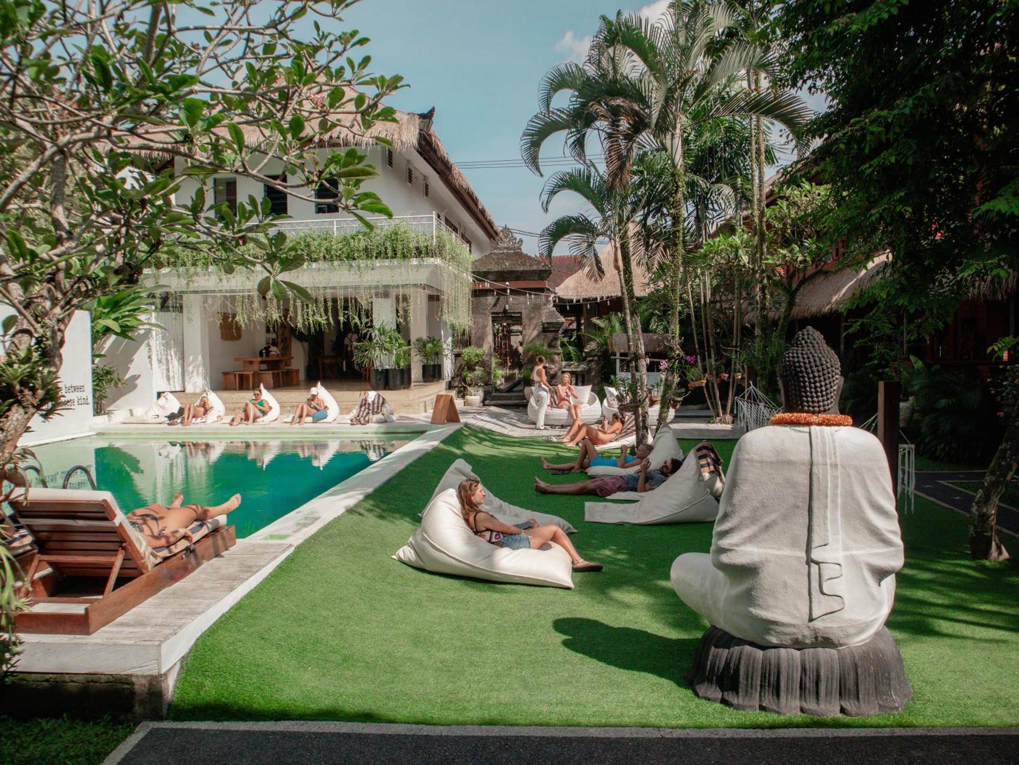 Puri Garden Hotel & Hostel อูบุด ภายนอก รูปภาพ