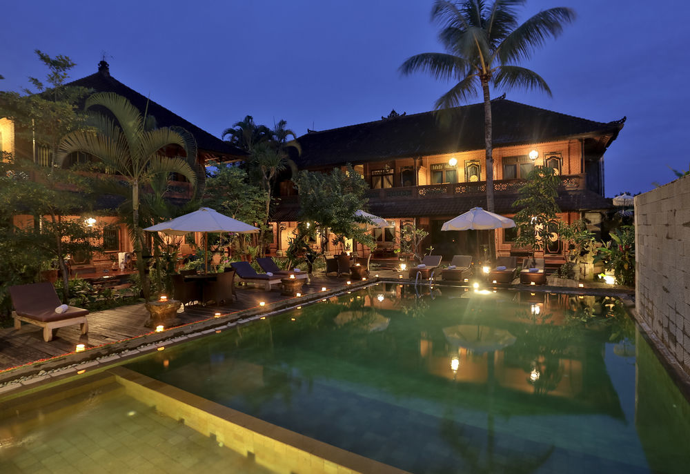 Puri Garden Hotel & Hostel อูบุด ภายนอก รูปภาพ