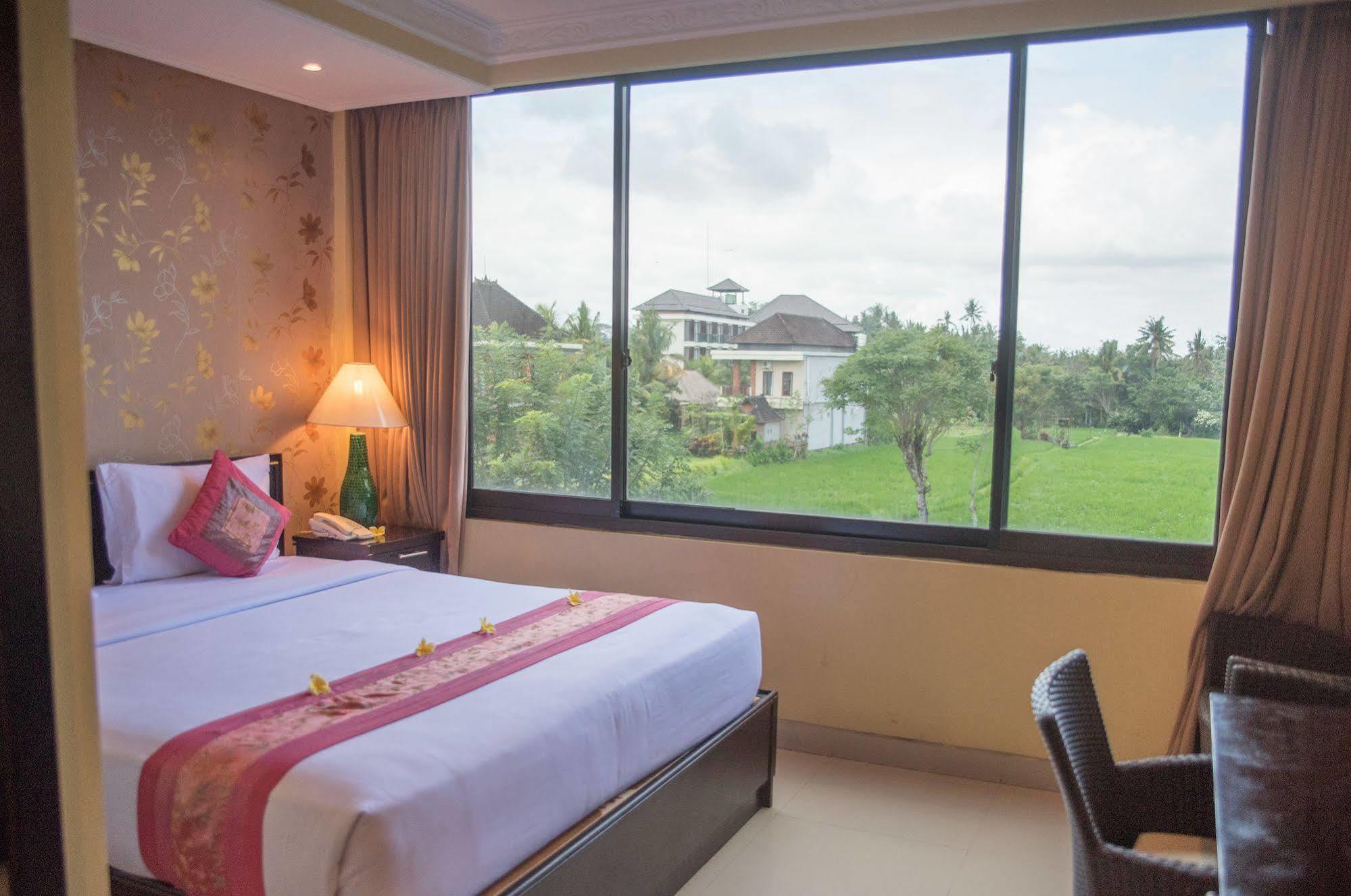 Puri Garden Hotel & Hostel อูบุด ภายนอก รูปภาพ